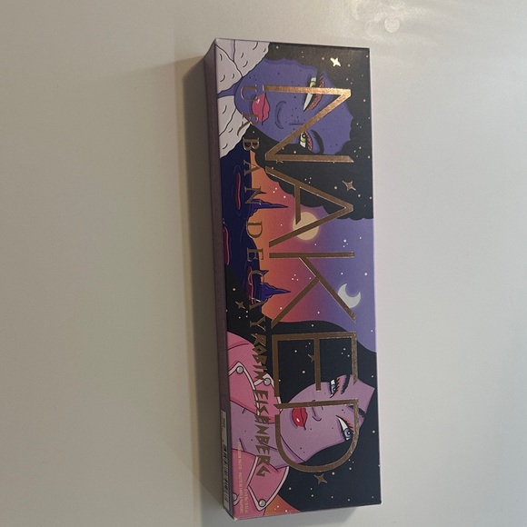 Urban Decay Naked Eyeshadow Palette - Picture 1 of 3